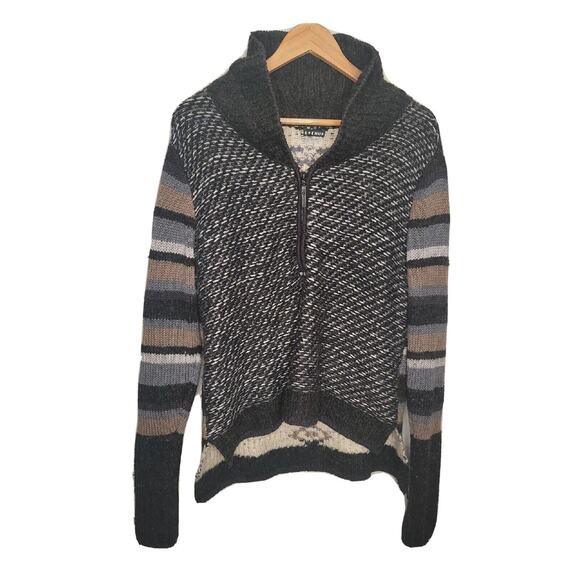 X Chup Potlach Women´s Charcoal Heather 1/2 Zip...